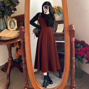 Plus Size 2025 Autumn Winter Retro French Style Velvet Dress Set with Top