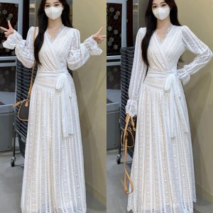 Plus Size 2025 Fleece Lined Design Dress Long Sleeve Lace V-Neck French Retro Elegant Slimming Long Dress