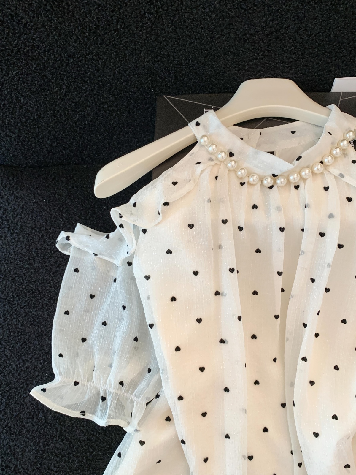 Women's Summer Chiffon Blouse with Heart Print and Off-Shoulder Design - Image 4